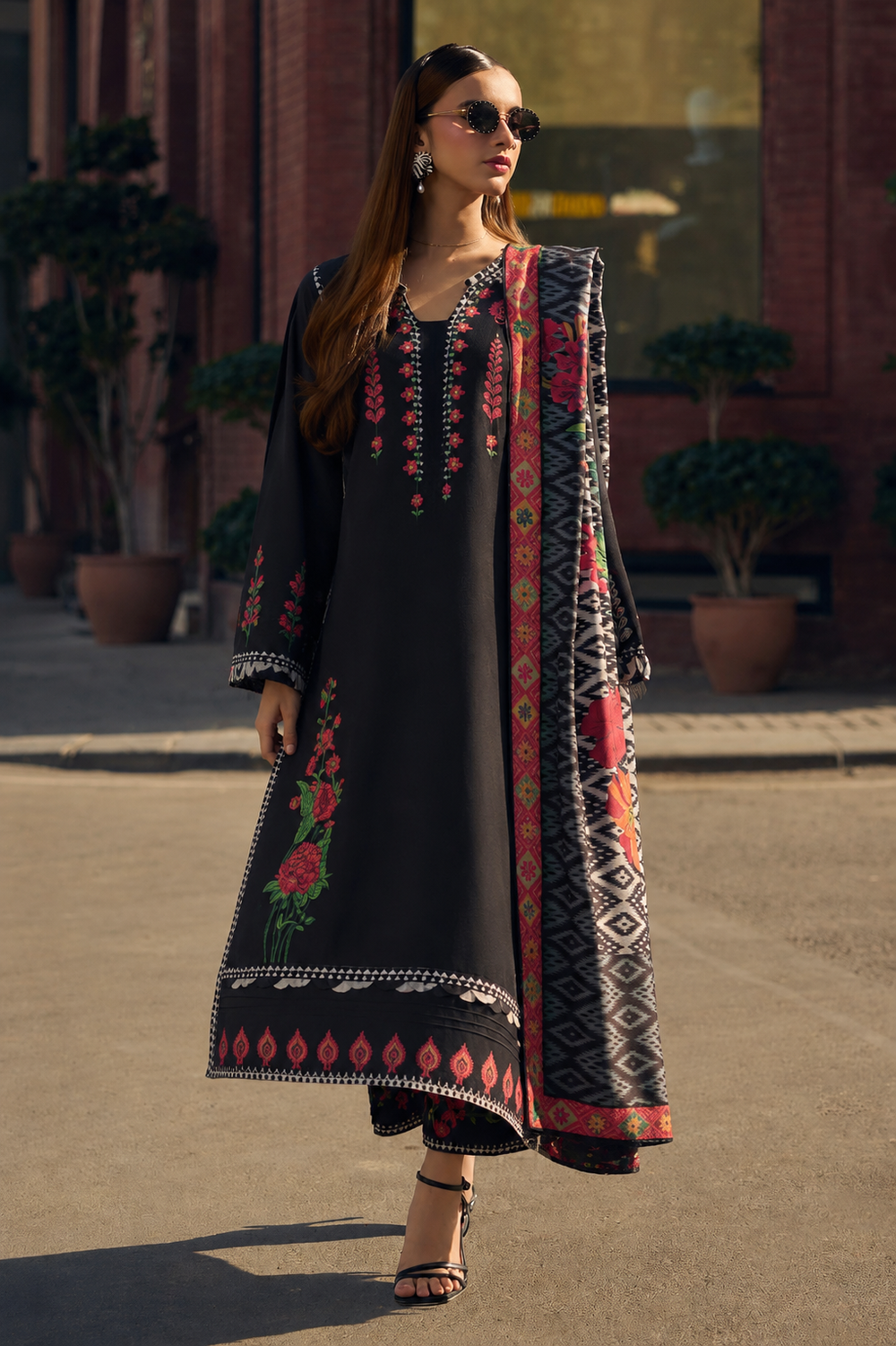 Lawn 3PC Unstitched Suit - BL