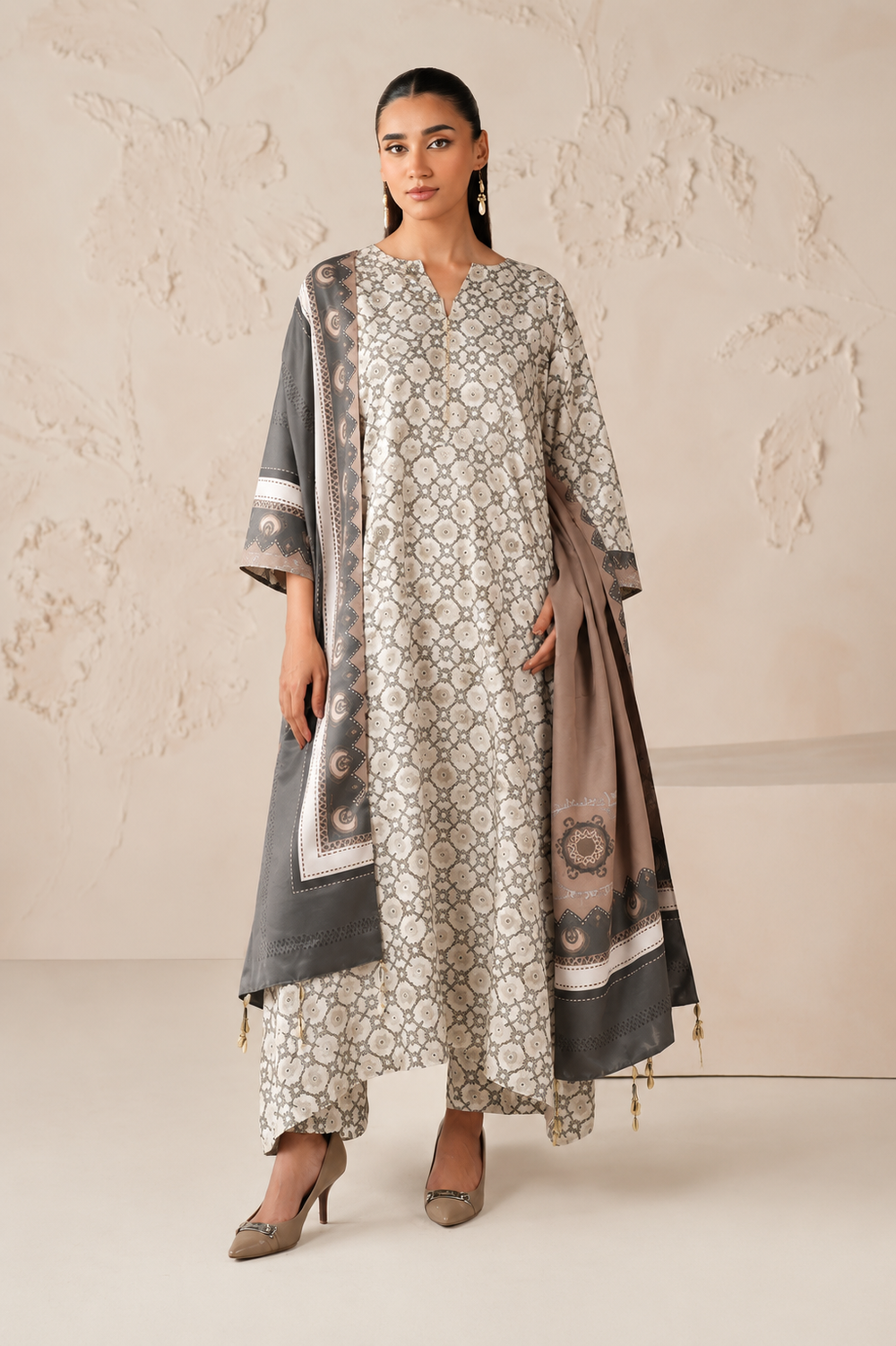Lawn 3PC Unstitched Suit - BL